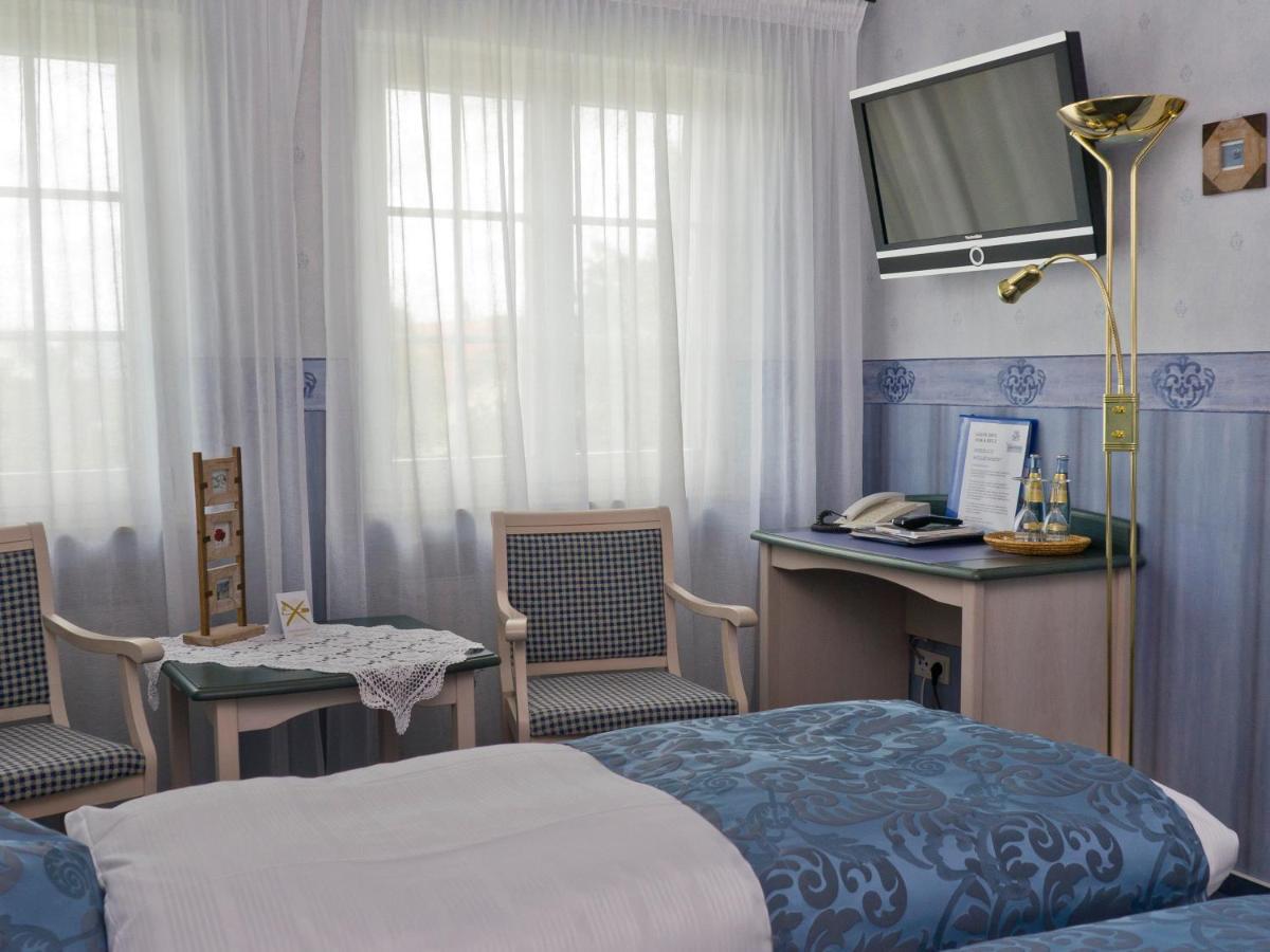 Kucher'S Landhotel Darscheid Room photo